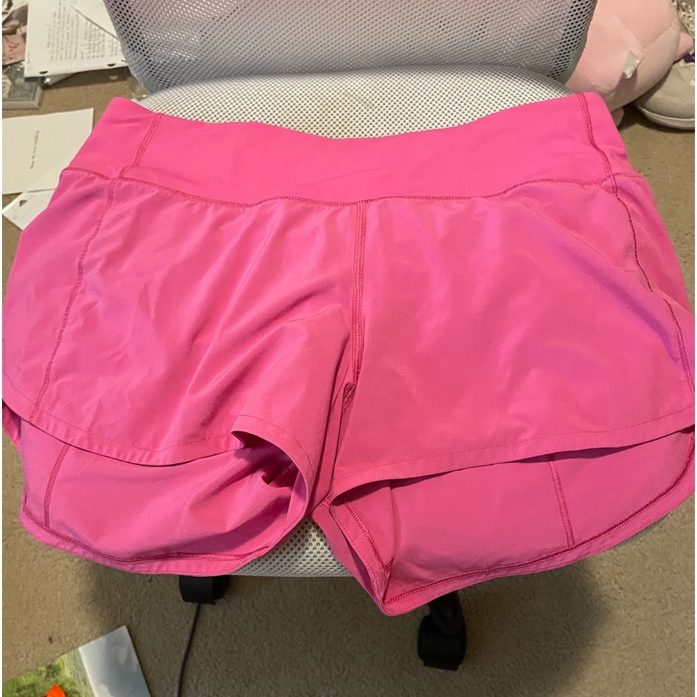 Lululemon Speedup Shorts 2.5’